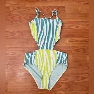 NWOT Beach Lingo One Piece Girls Swim Wear Sz 12